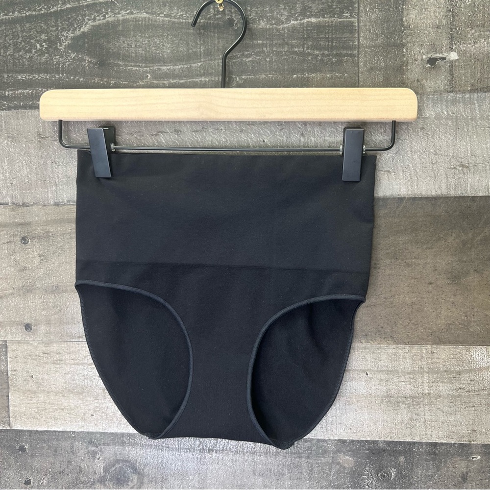 SPANX Everyday Shaping Panties Black Shaping Briefs Shapewear - Picture 2 of 7